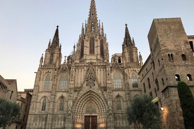 Barcelona Highlights Private Tour in a chauffeured Mercedes-Benz - What to Expect from the Tour