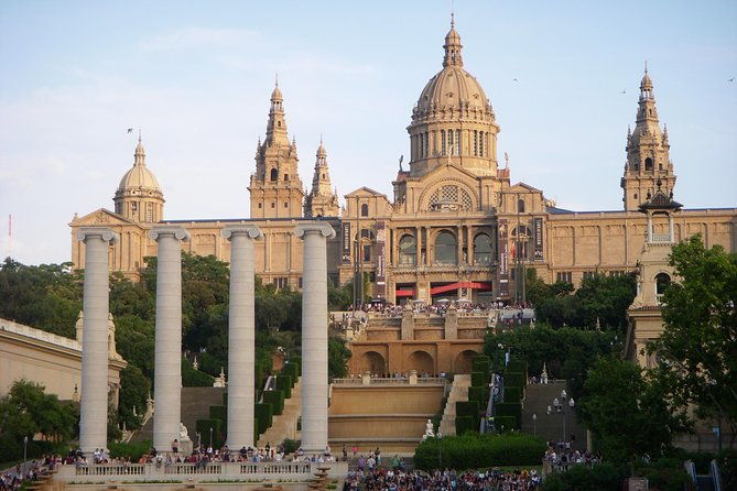 barcelona-highlights-with-a-local-friend