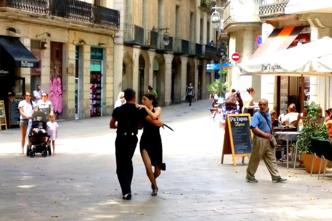 barcelona-highlights-with-a-local-friend