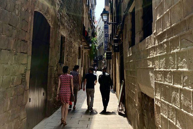 barcelona-historic-walking-tour-and-food-experience