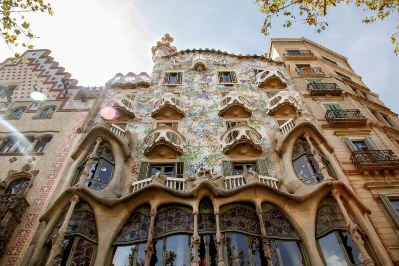 barcelona-historical-3-hour-bike-tour