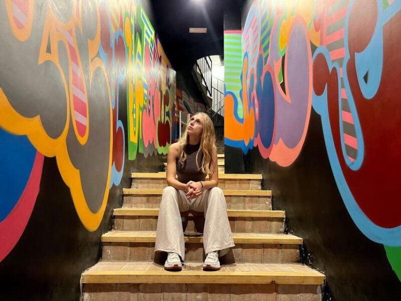 barcelona-hop-on-hop-off-bus-and-moco-museum-ticket