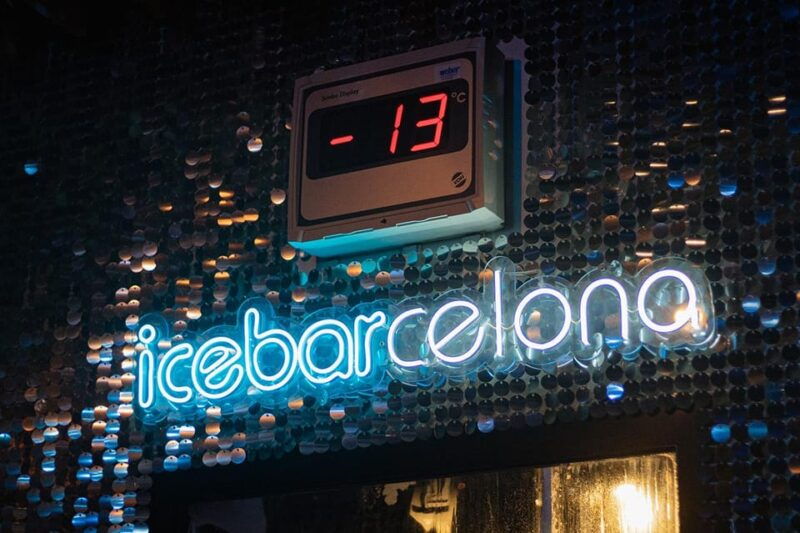 barcelona-ice-bar-and-terrace-drinks-romantic-package