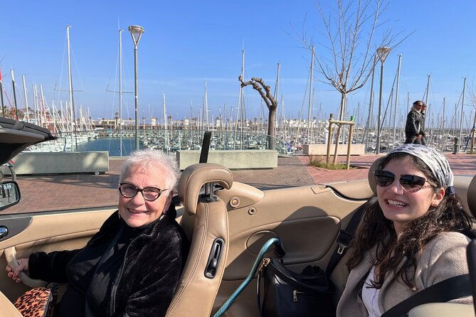 barcelona-in-a-convertible-private-guided-tour