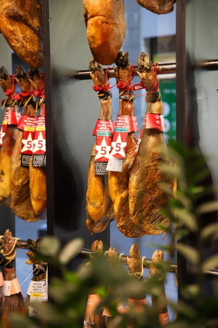 barcelona-jamon-experience-essentials