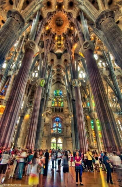 Barcelona: La Sagrada Familia Fast-Track Guided Tour - Introduction