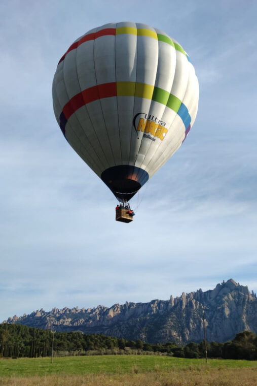 barcelona-lanoia-balloon-flight-shared-tour