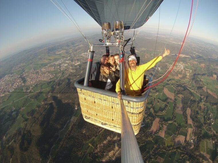 barcelona-lanoia-balloon-flight-shared-tour