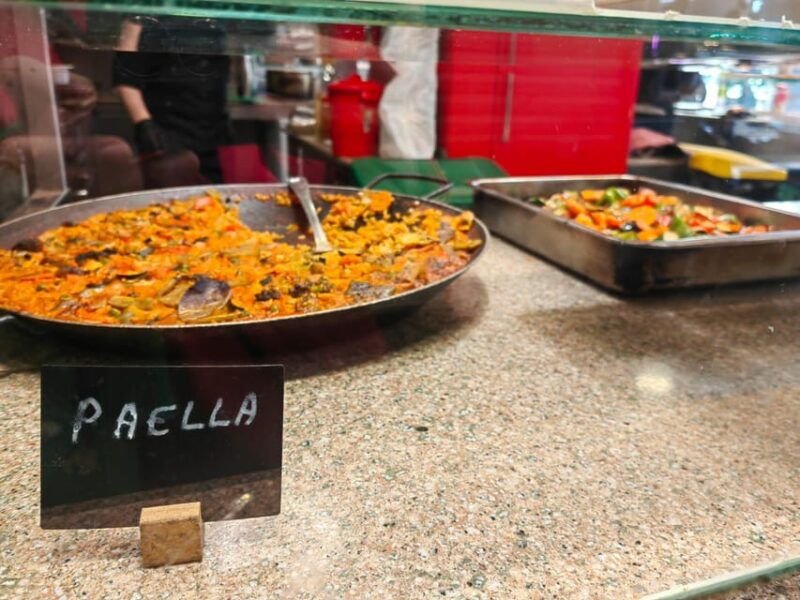 barcelona-local-market-street-food-walking-tour