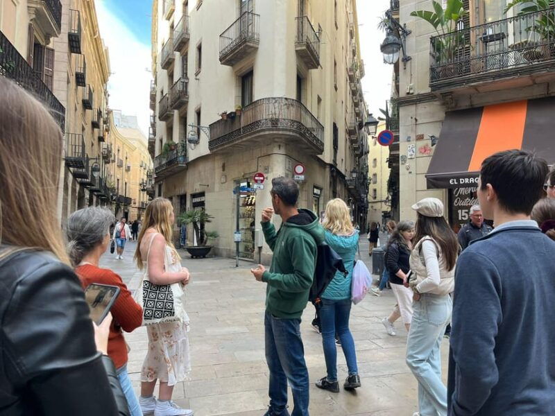 barcelona-local-market-street-food-walking-tour
