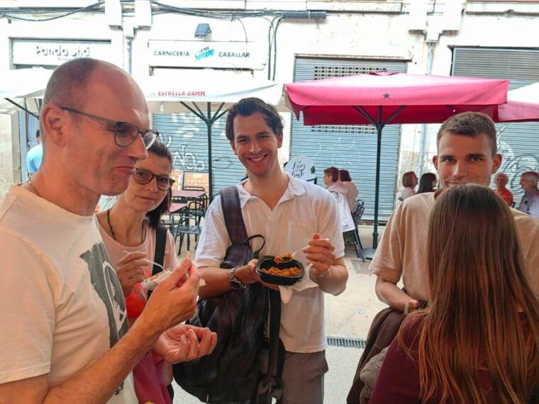 barcelona-local-market-street-food-walking-tour