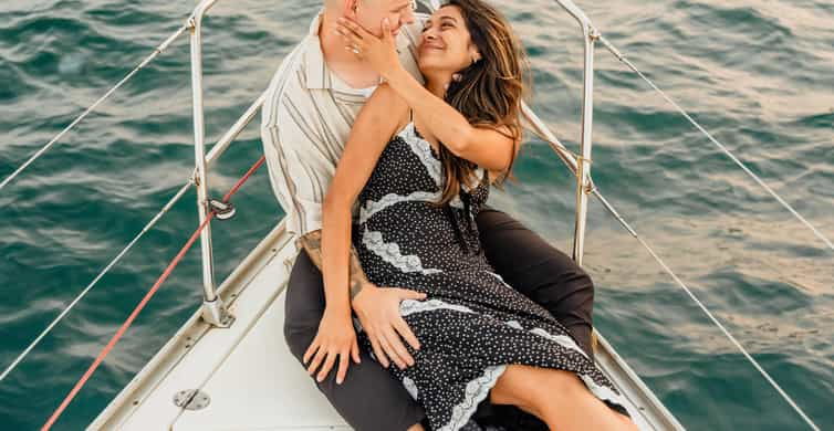barcelona-marriage-proposal-boat-trip