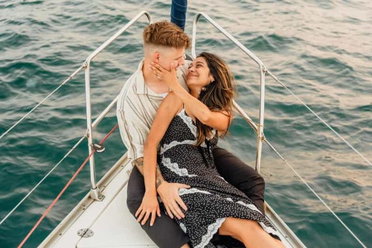 barcelona-marriage-proposal-boat-trip