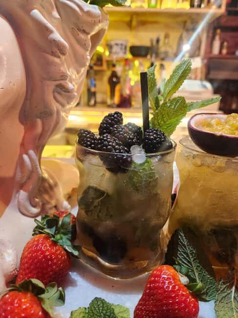 Barcelona: Mojito Tasting Experience & Tapas with Mixologist - Who Will Love This Tour?