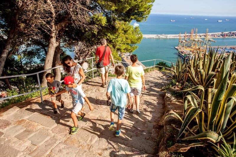Barcelona: Montjuïc Cable Car Roundtrip Ticket - Authentic Experiences and Useful Insights from Reviews