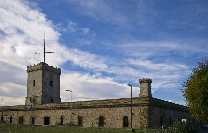 barcelona-montjuic-cable-car-ticket-with-audio-guide