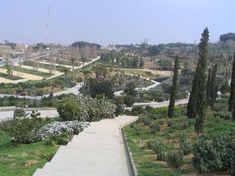barcelona-montjuic-cable-car-ticket-with-audio-guide