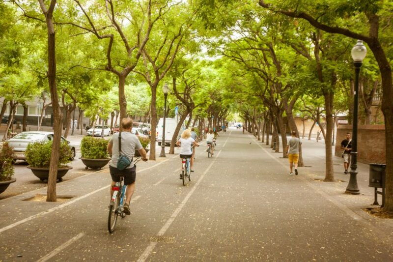 barcelona-montjuic-three-hour-bike-tour