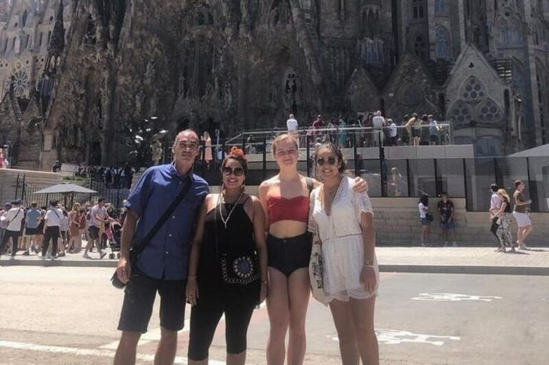 barcelona-montjuic-walking-tour-with-a-guide