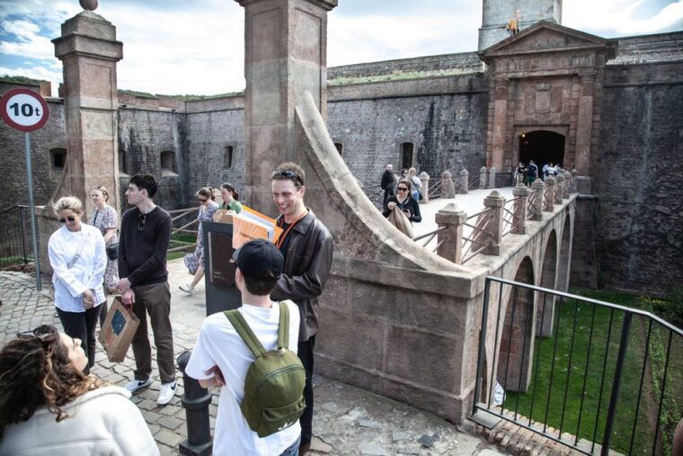barcelona-montjuic-walking-tour-with-optional-flamenco-show