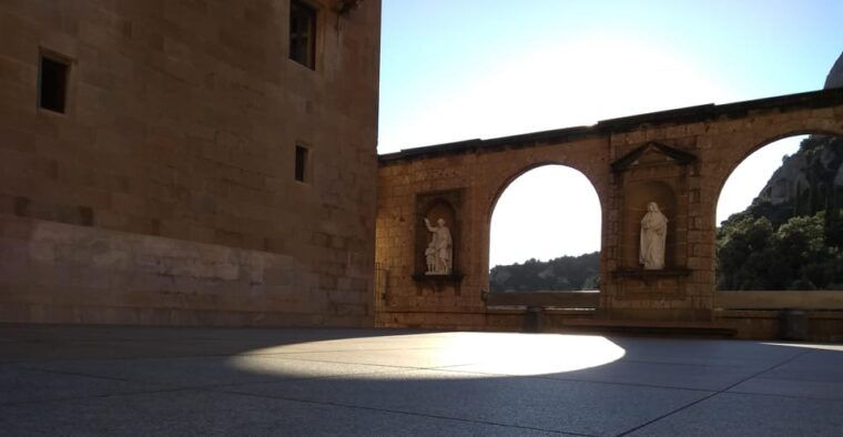 barcelona-montserrat-monastery-and-natural-park-guided-tour