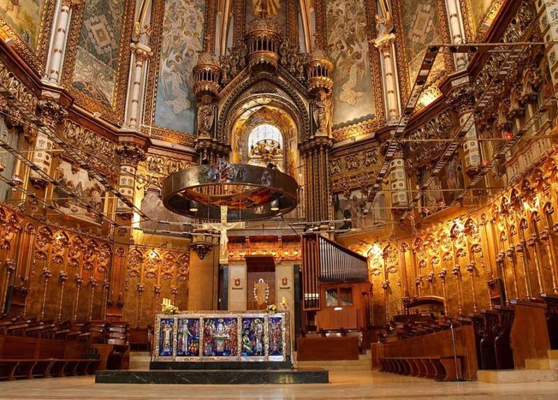 barcelona-montserrat-monastery-guided-tour-with-transfers