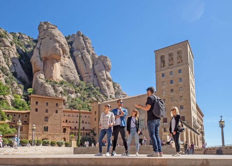 barcelona-montserrat-monastery-guided-tour-with-transfers