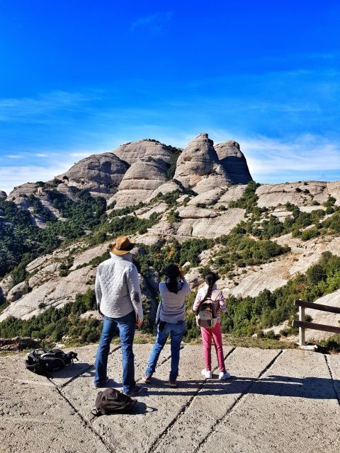barcelona-montserrat-private-tour-for-families-with-pickup