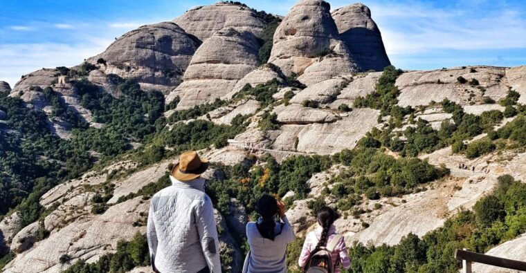 barcelona-montserrat-private-tour-for-families-with-pickup