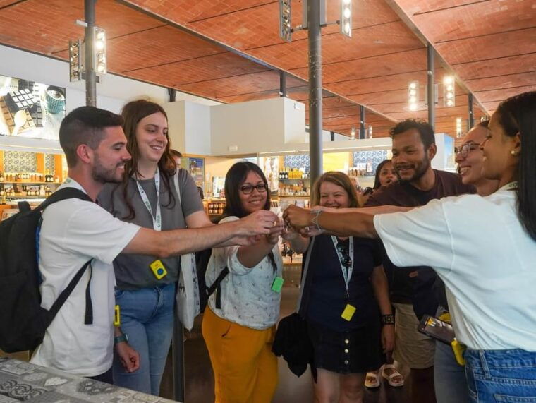 barcelona-montserrat-tour-with-cog-wheel-black-madonna