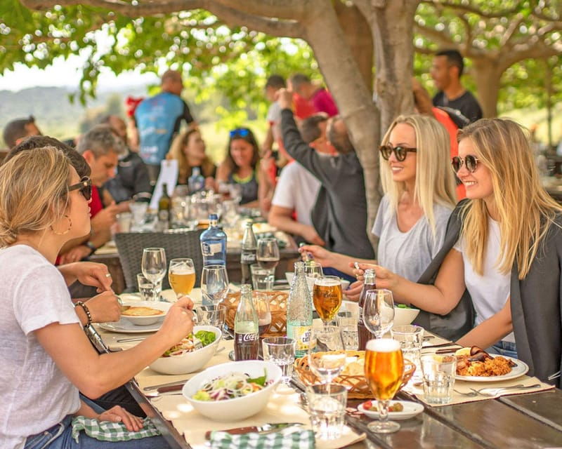 barcelona-montserrat-visit-lunch-at-farmhouse-small-group