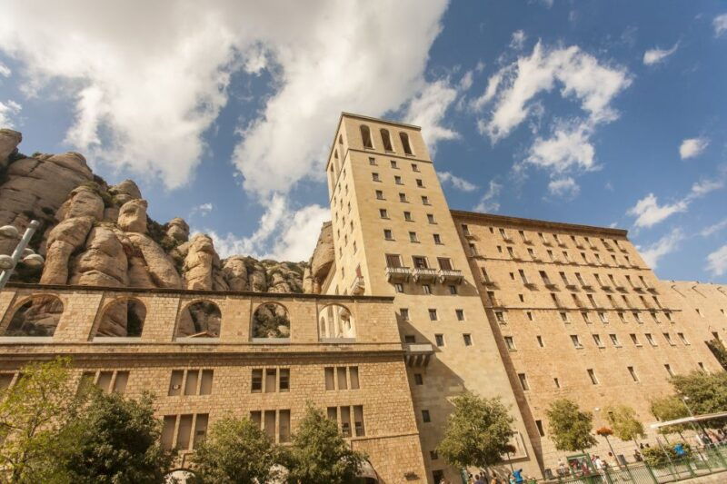 barcelona-montserrat-with-winery-visit-and-farmhouse-lunch