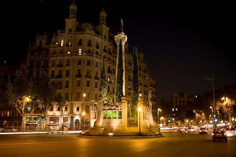 Barcelona: Night Bus Tour with Live Guide - The Itinerary Breakdown: What Youll See and Why It Matters