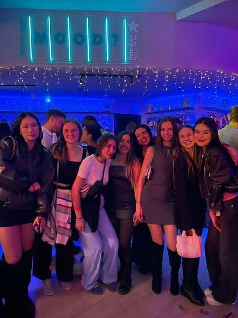 Barcelona Night Clubbing Experience - Key Points