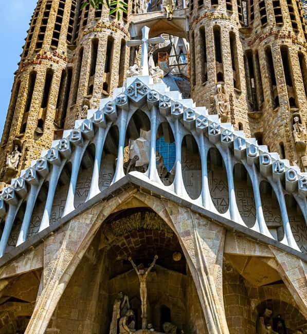 Barcelona: Night Lights & Tapas Tour by Car - Final Thoughts