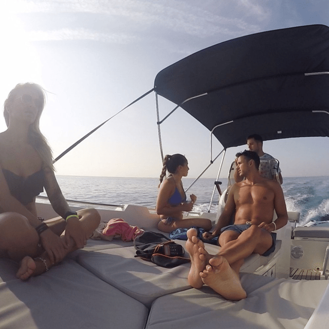 barcelona-no-license-needed-boat-rental