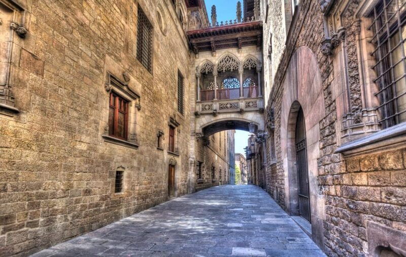 barcelona-old-town-and-gothic-quarter-walking-tour-3