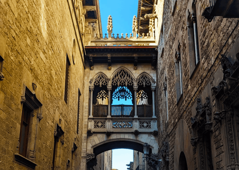 barcelona-old-town-private-walking-tour-of-past-and-present
