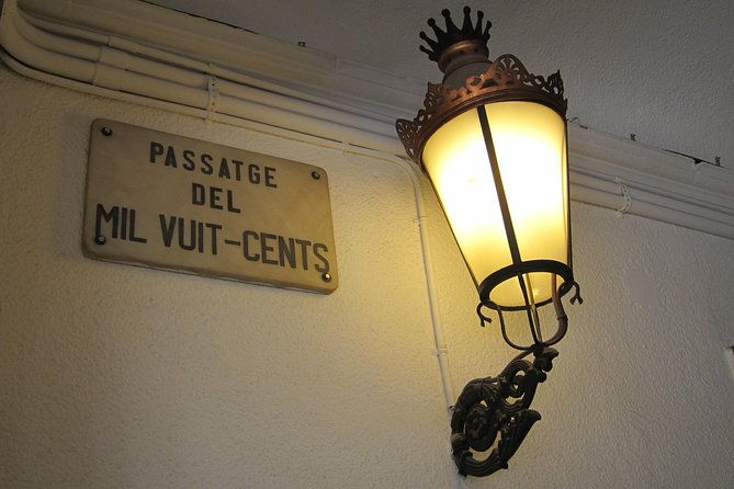 barcelona-old-town-walking-tour-with-official-guide