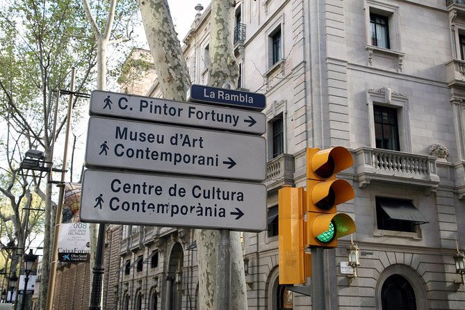 barcelona-old-town-walking-tour-with-official-guide