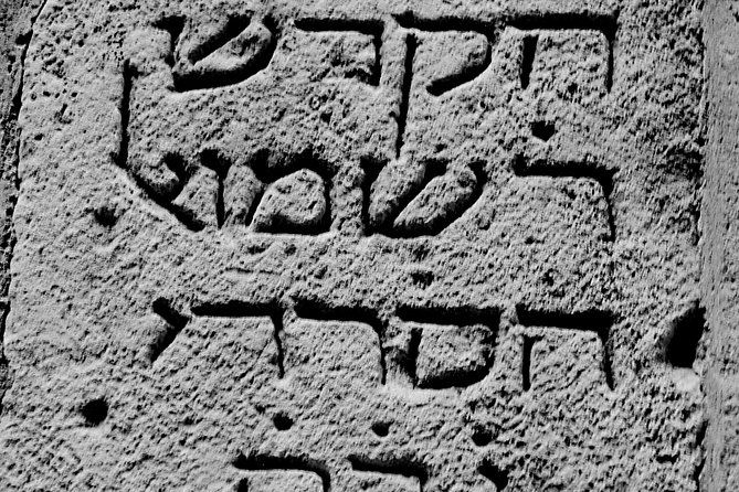 barcelona-old-town-walking-tour-with-official-guide