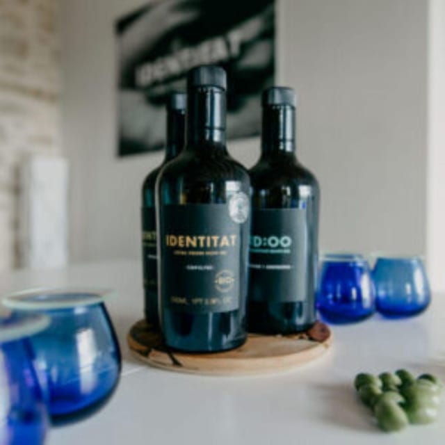 barcelona-olive-oil-tasting-with-tapas-and-cava