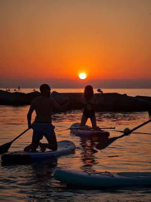 Barcelona: Paddleboarding at Sunrise. Includes: instructor, photos, equipment - Who Should Try This?