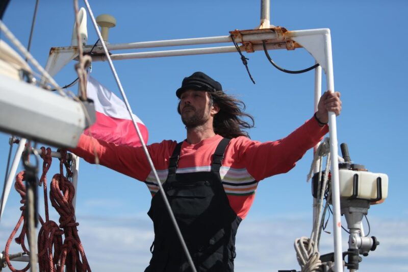 barcelona-paella-lunch-experience-on-a-boat