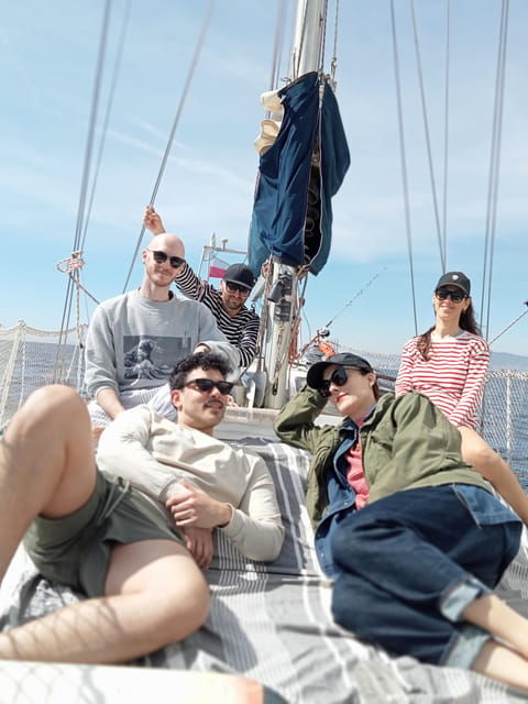 barcelona-paella-lunch-experience-on-a-boat