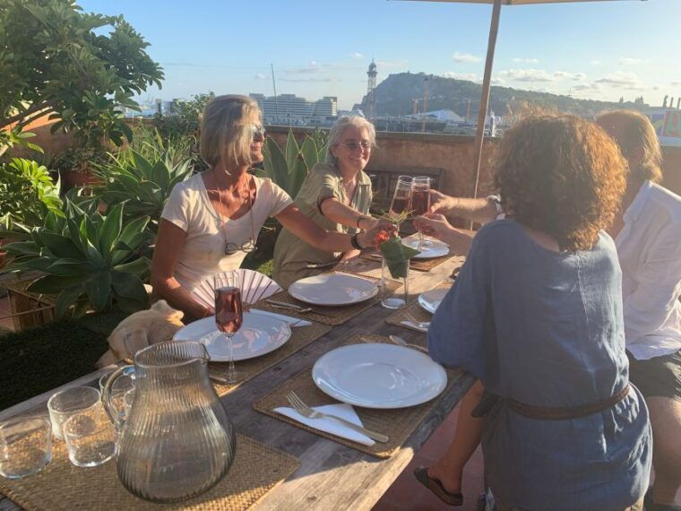 barcelona-paella-seafood-master-cooking-class-with-sangria