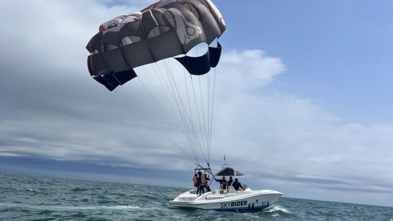 Barcelona: Parasailing Adventure Ride with Scenic Sea Views - Key Points