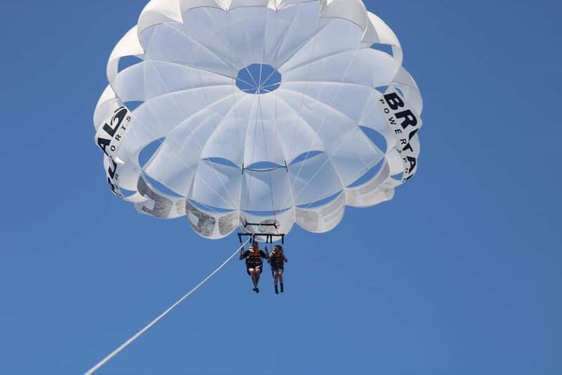 Barcelona: Parasailing magic flight and views above the sea - Authentic Insights from Reviews