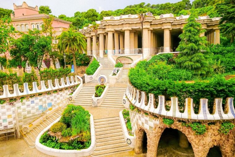 barcelona-park-guell-guided-tour-with-fast-track-ticket