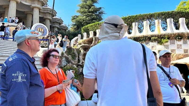 Barcelona: Park Güell Guided Tour with Skip the Line Ticket - Experience Breakdown: What to Expect from the Tour